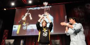 Первый великий чемпион второго сезона StarCraft 2 - победитель турнира MLG, неудержимый dignitas.Naniwa!